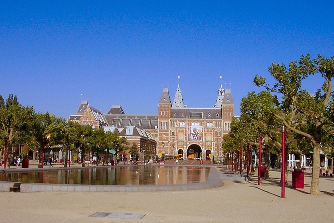 1,5 hours Amsterdam Rickshaw Tour - The Magere Brug and Amstel River Views
