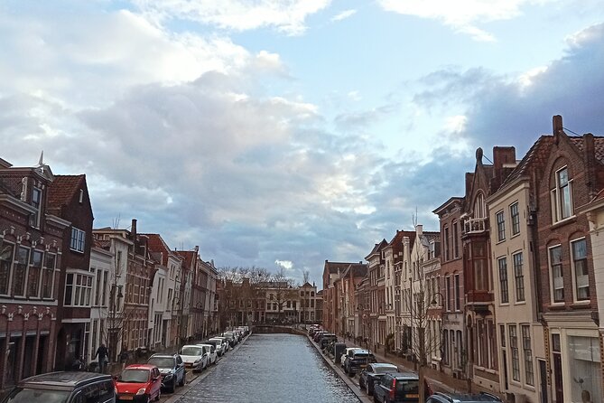 2-Hour Walking Tour in Gouda All inclusive - The Weighing House and Gouda’s Cheese Connection