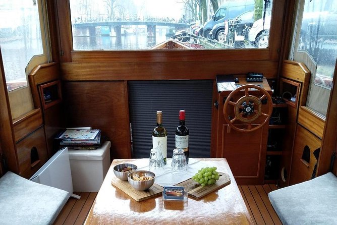 A unique experience! Semi private cruise. Authentic stylish boat! Book Leemstar! - Comfort in changing Amsterdam weather