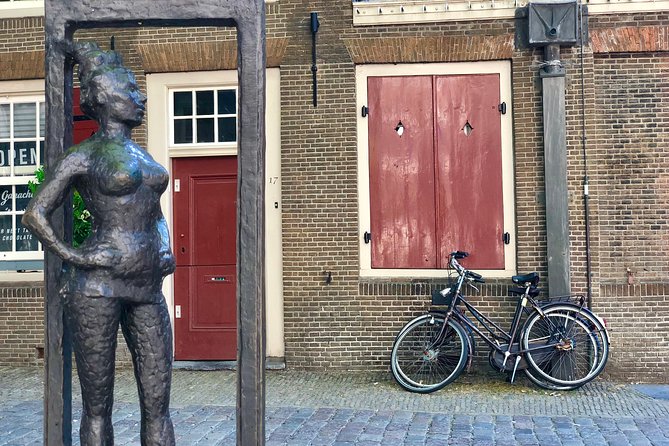 Absolutely Amsterdam - the Essential Introductory Walking Tour - Beursplein and Damrak: water, money, and the old harbor
