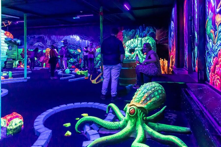 Aloha Amsterdam: 12-Hole Glow-in-the-Dark Mini-Golf - Booking tips for a smoother visit