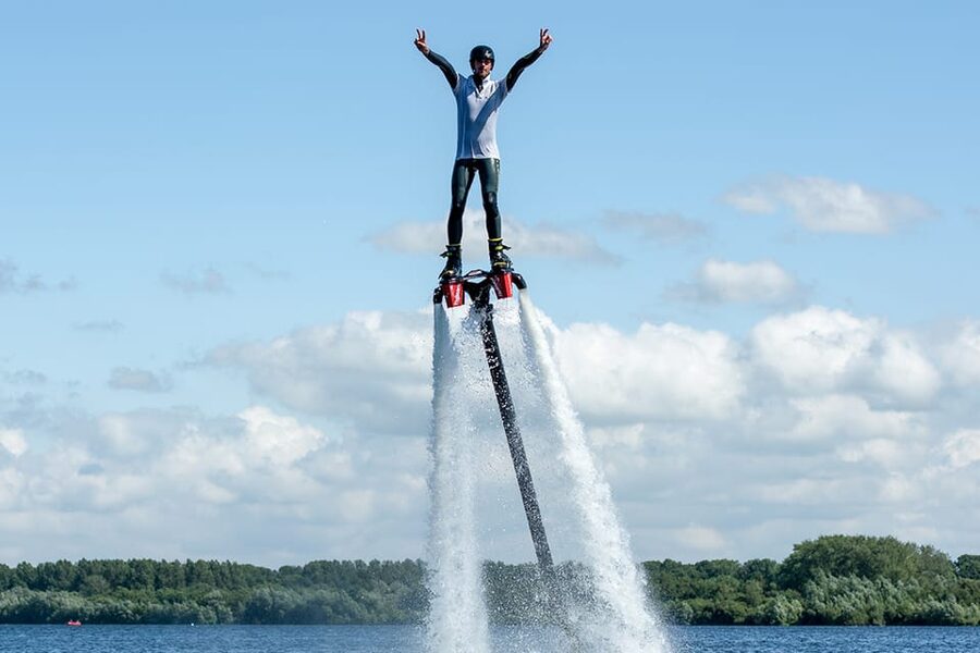 Alphen aan den Rijn: 15-Minute Flyboard Experience - A good add-on in South Holland