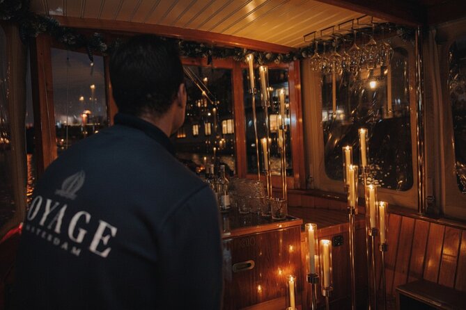 Amsterdam: 2-Hour Canal Cruise incl. Drinks & Dutch Snacks - The Amstel and the bridges that define the city