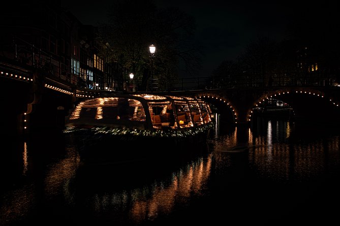 Amsterdam 2-Hour Evening Cruise With Live Guide and Bar - The grand canal and Amsterdam’s wealth
