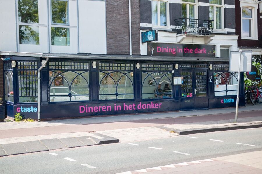 Amsterdam: 3 Course Dinner in the Dark - The careful walk into total darkness
