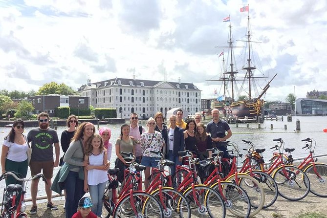 Amsterdam 3 hrs Bike Tour – live guide En/Fr/De/Nl/Sp - Why a bicycle is the right introduction to Amsterdam