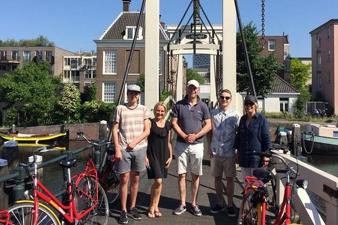Amsterdam 3 hrs Bike Tour – live guide En/Fr/De/Nl/Sp - The canal belt gets the time it deserves
