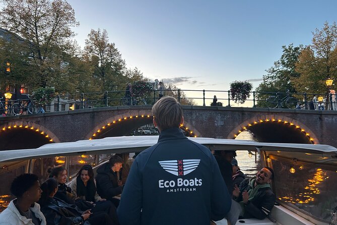 Amsterdam: 90 min Kings Day Boat Party with Unlimited Drinks - King’s Day looks different from the water