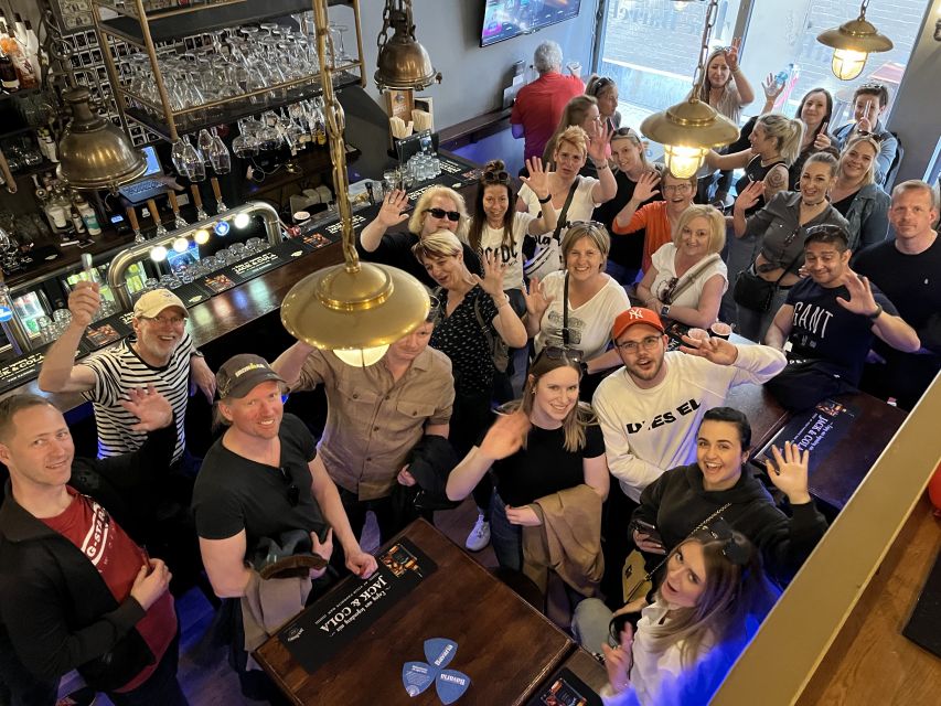 Amsterdam After Dark: Red Light Cannabis Odyssey - Amsterdam’s smallest street and the value of a guide
