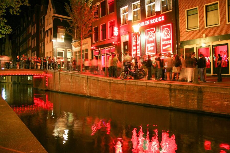 Amsterdam: After Dark Red Light District Tour - What this Amsterdam night walk is really about