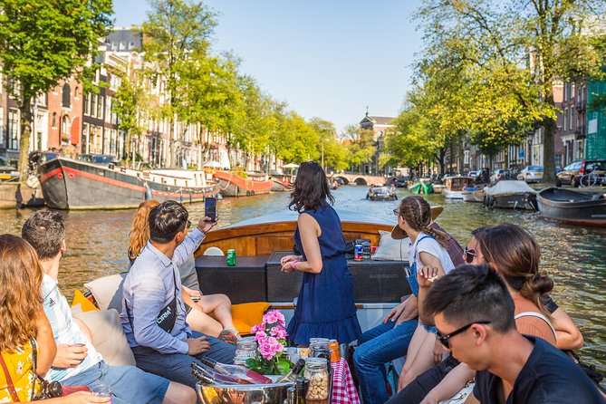 Amsterdam All-Inclusive 90-Minutes Heated Cruise by Captain Jack - The Red Light District, Rokin, and the southern canal belt