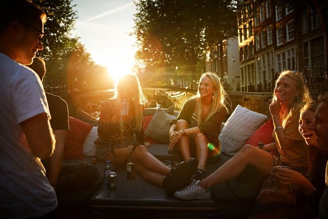 Amsterdam All-Inclusive 90-Minutes Heated Cruise by Captain Jack - Drinks, Dutch snacks, and the all-inclusive value
