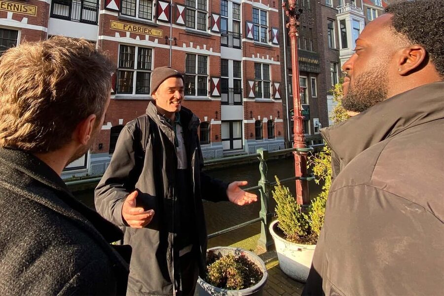 Amsterdam: Anne Frank Guided Small Group Walking Tour - Starting at Beursplein 5 near the bronze bull