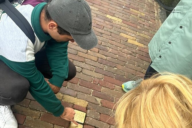Amsterdam: Anne Frank Small Group Walking Tour - Singelgracht and Willem Arondeus