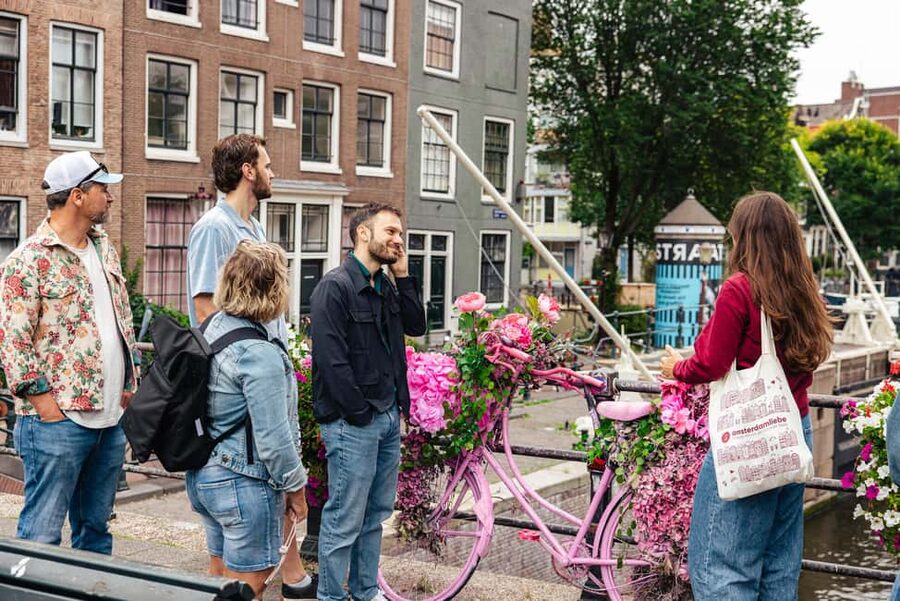 Amsterdam: Anne Frank Walking Tour - Guided in EN/DE/IT/ES - Guide quality and language choice
