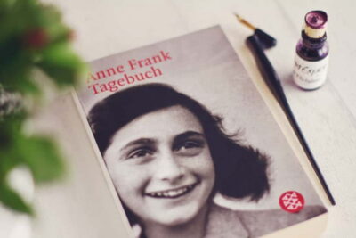 Anne Frank Walking Tour – Guided in EN/DE/IT/ES