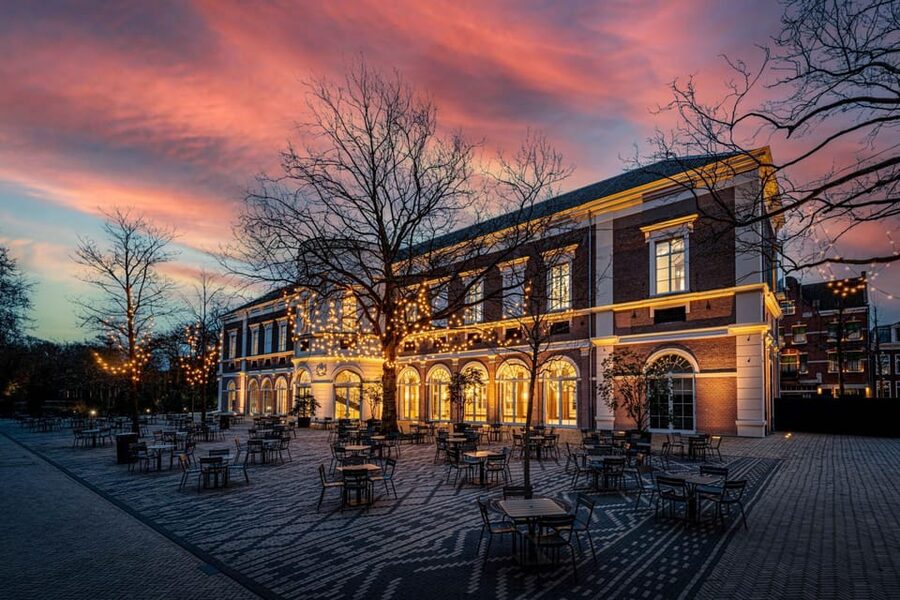 Amsterdam: ARTIS Royal Zoo and ARTIS Groote Museum Ticket - Who should choose this ARTIS combination?