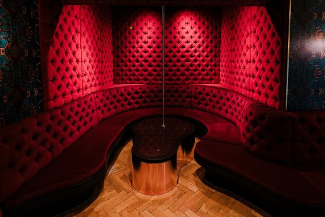 Amsterdam: Behind the Scenes Strip Club Tour with Ex-Sex Worker - The personal story behind the tour