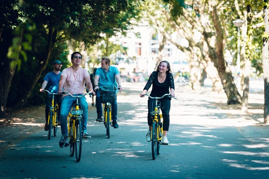 Amsterdam Bike Rental: Central Station & City Center - Picking up your bike near Central Station
