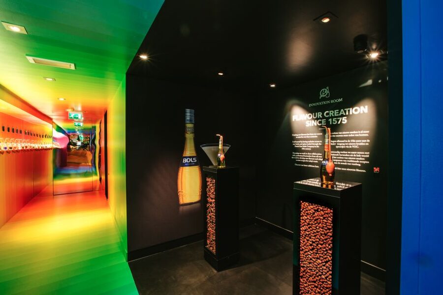 Amsterdam: Bols Cocktail Experience Entry Ticket - Interactive rooms, colors, and a shaking challenge