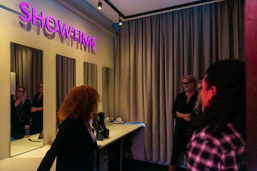 Amsterdam: Brothel Tour with Former Sex Worker - Why this BonTon visit feels different from a Red Light District walk