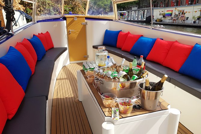 Amsterdam: Canal Booze Cruise with Unlimited Drinks Option - What this Amsterdam cruise is really like