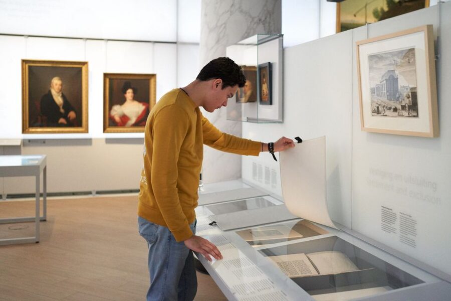 Amsterdam: Canal Cruise and Jewish Cultural Quarter Tickets - The Jewish Museum and Jewish Museum Junior