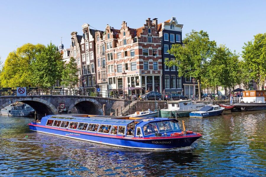 Amsterdam: Canal Cruise and Jewish Cultural Quarter Tickets - The Holocaust sites and what the ticket does not include