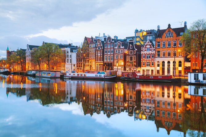 Amsterdam Canal Cruise in Classic Salon Boat With Drinks and Cheese - The serious meeting-point warning