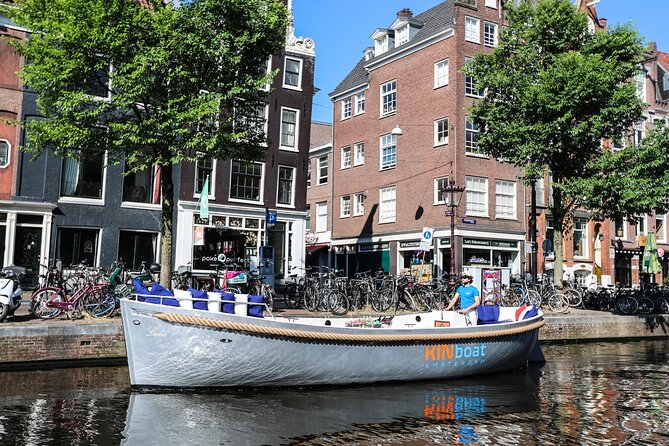 Amsterdam Canal Cruise in Open Boat with Unlimited Drinks Option - Who will enjoy this cruise most