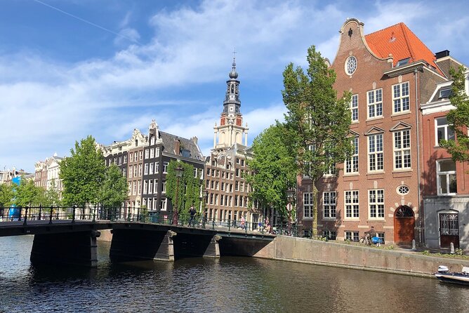 Amsterdam Canal Cruise with German Guide and unlimited drinks - The old harbor and Amsterdam’s trading power