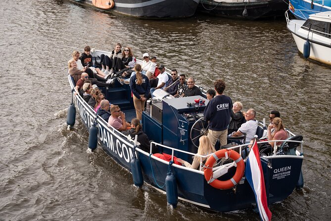 Amsterdam Canal Cruise with Live guide & Two drinks - Central St. - Is $32.67 a fair price?
