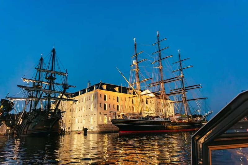 Amsterdam: Cheese & Wine Cruise Tasting Experience - Practical tips for a better evening