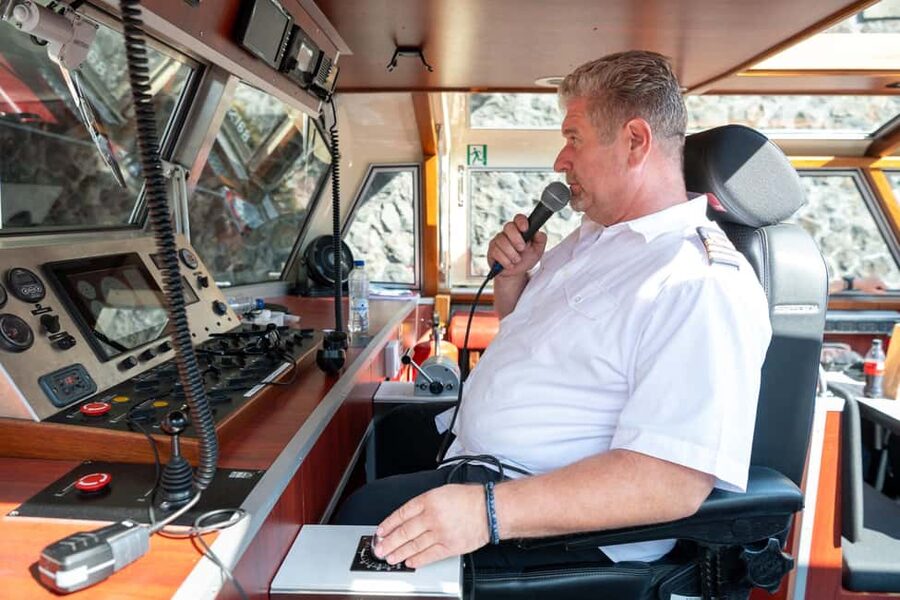 Amsterdam: City Canal Cruise and Rijksmuseum - Choosing between the two canal docks