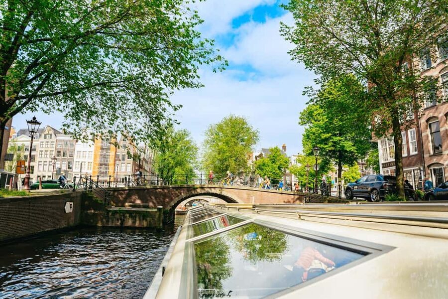 Amsterdam: City Canal Cruise and Rijksmuseum - Small drawbacks worth planning around