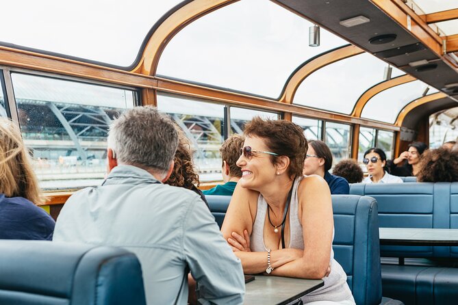 Amsterdam City Centre Cruise on heated boat with Audioguide - A calm first look at Amsterdam from the canals