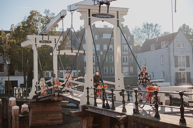 Amsterdam City Top Highlights Guided Bike Tour - Why a bike is the right way to meet Amsterdam