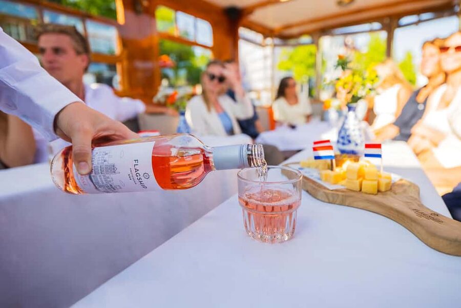 Amsterdam: Classic Boat Cruise with Optional Cheese & Wine - Why Amsterdam’s canals are worth seeing by boat