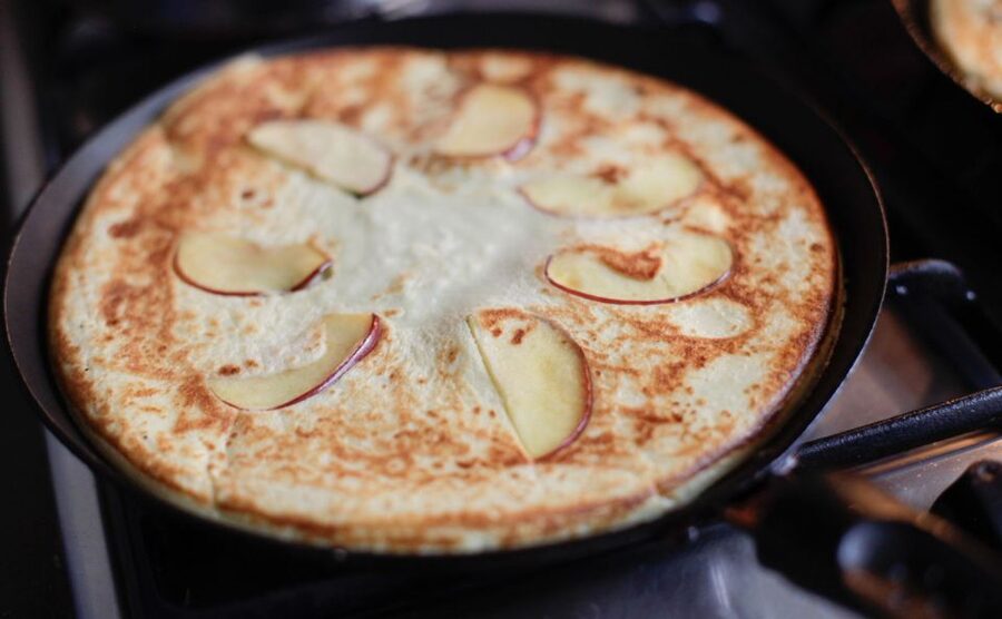 Amsterdam: Craft Dutch Pancakes in Charming Canal House - What happens during the two-hour class