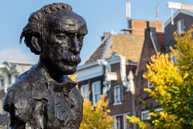 Amsterdam: Cultural Highlights in English/German/Italian - The Gay Monument widens the city’s story