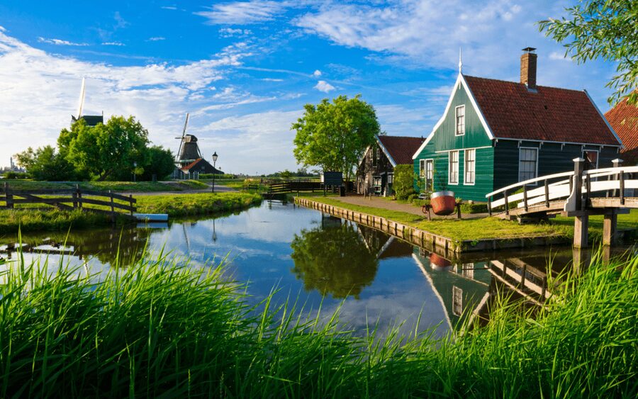 Amsterdam: Day Tour Keukenhof and Zaanse Schans Windmills - FAQ