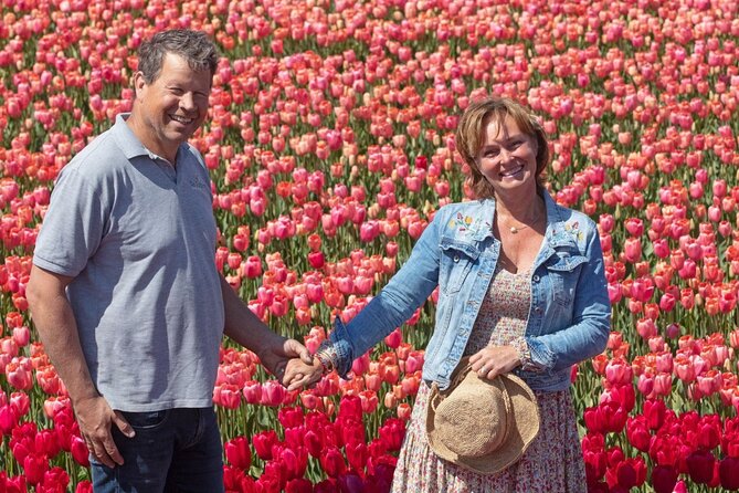 Amsterdam: Day trip to Tulip Farm, Keukenhof + Windmill Cruise - How the transportation works