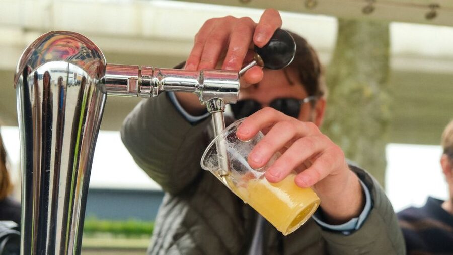 Amsterdam: Dutch Beer Bike Blast Tour with Onboard Bar - Beer, music, and the social side