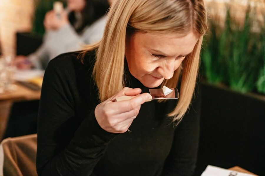 Amsterdam: Dutch Cheese Tasting Experience with Wine - Key details at a glance