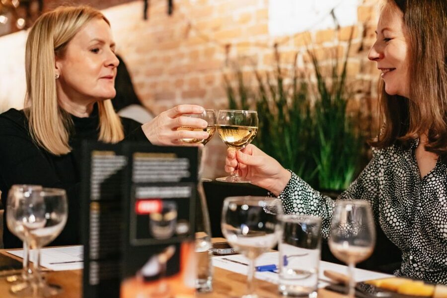 Amsterdam: Dutch Cheese Tasting Experience with Wine - What you get for $23
