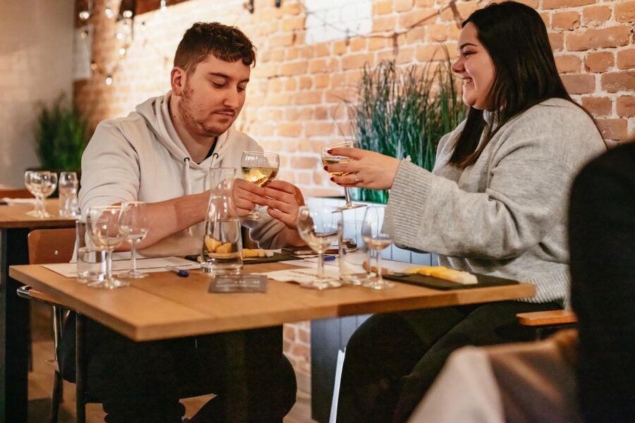Amsterdam: Dutch Cheese Tasting Experience with Wine - Who should book this experience