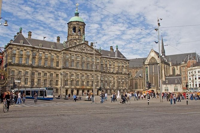 Amsterdam: E-Bike Sightseeing Tour - Amsterdam’s canals and narrow townhouses