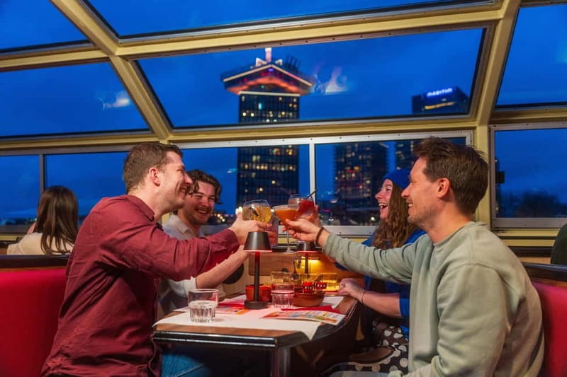 Amsterdam: Evening Cocktail Cruise along the canals - Cocktails, wine, mocktails, and the snack plates