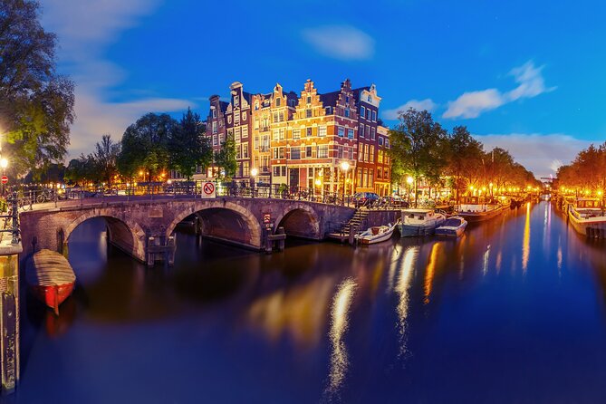Amsterdam Evening Cruise with Onboard Bar - A calm start in the Jordaan