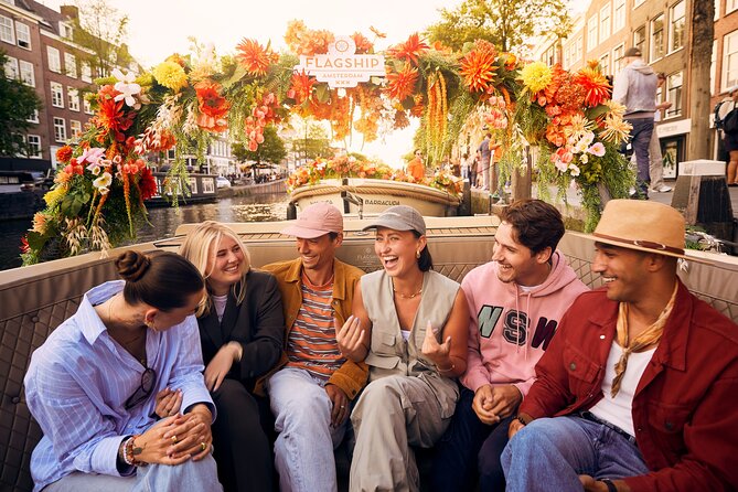 Amsterdam: Exclusive Tulip Tour Canal Cruise - Houseboat Alley and life on the water